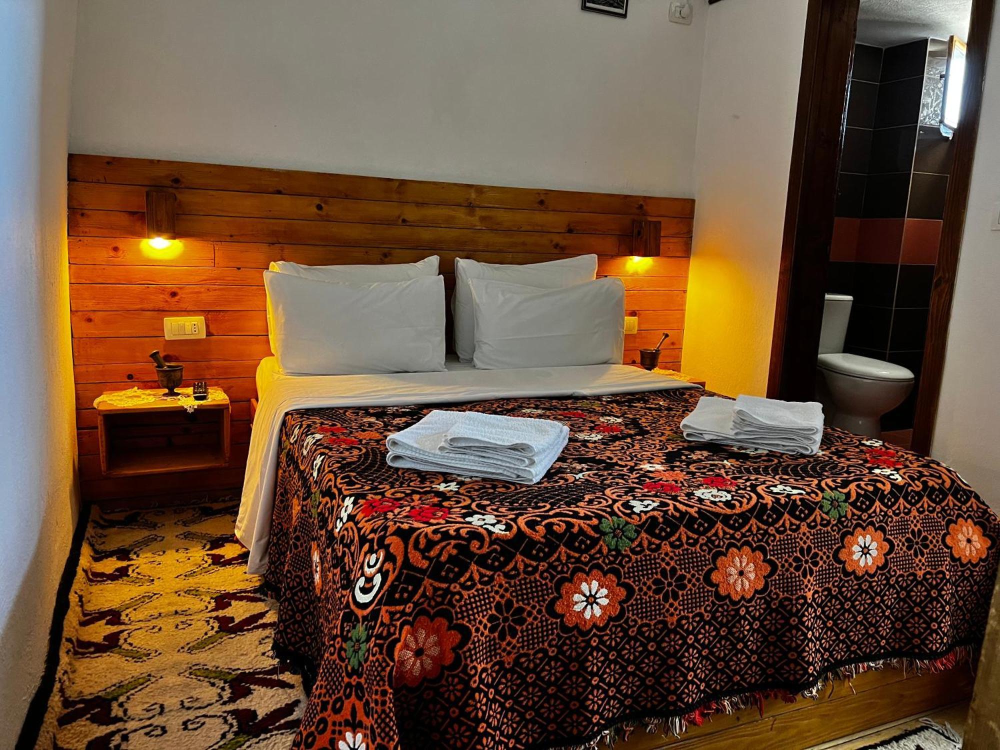 Guest House Salaria Gjirokaster Exterior photo